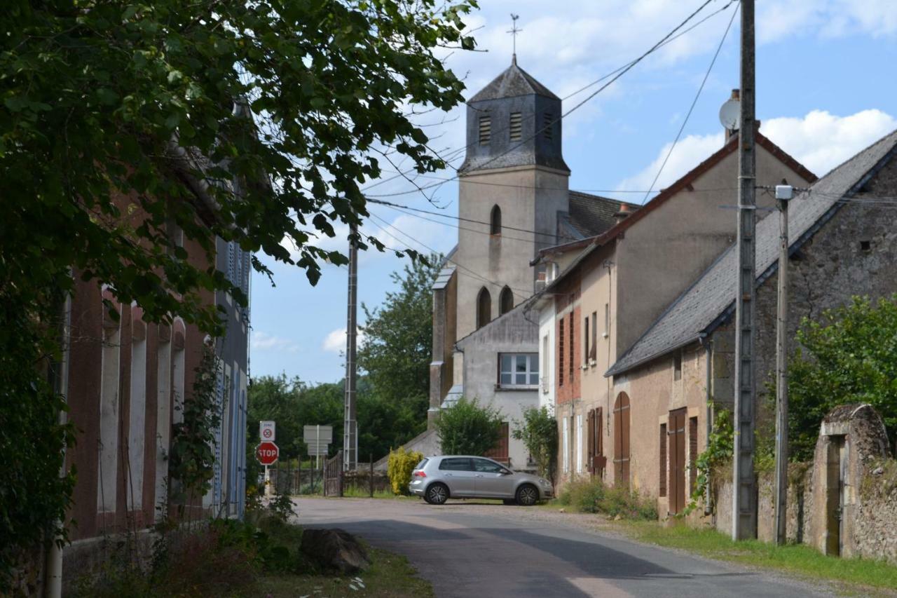 Appartement Passe Partout Lucenay-l'Eveque Eksteriør bilde